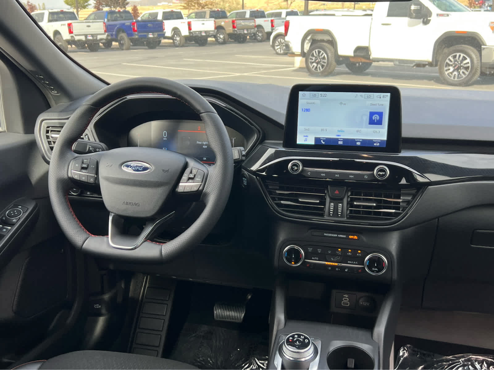 Certified 2025 Ford Escape ST-Line Select AWD/4WD image 18
