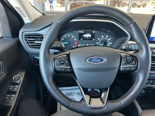 Certified 2022 Ford Escape SE w/ SE Sport Appearance Package AWD/4WD image 16