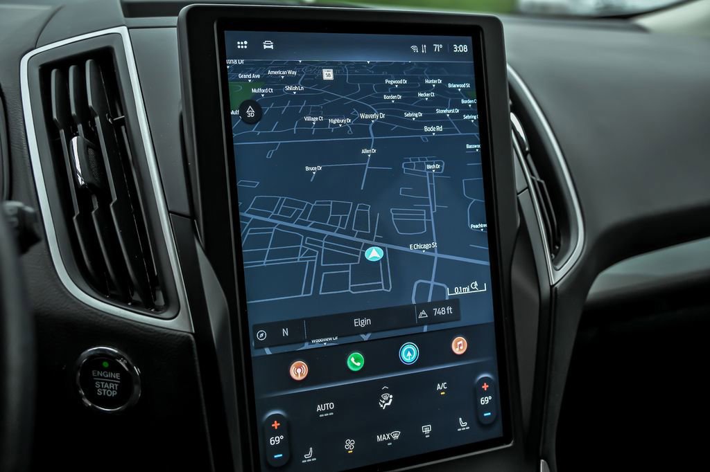 Certified 2024 Ford Edge SEL image 25