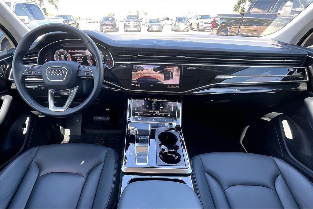 Used 2022 Audi Q7 3.0T Premium AWD/4WD image 7