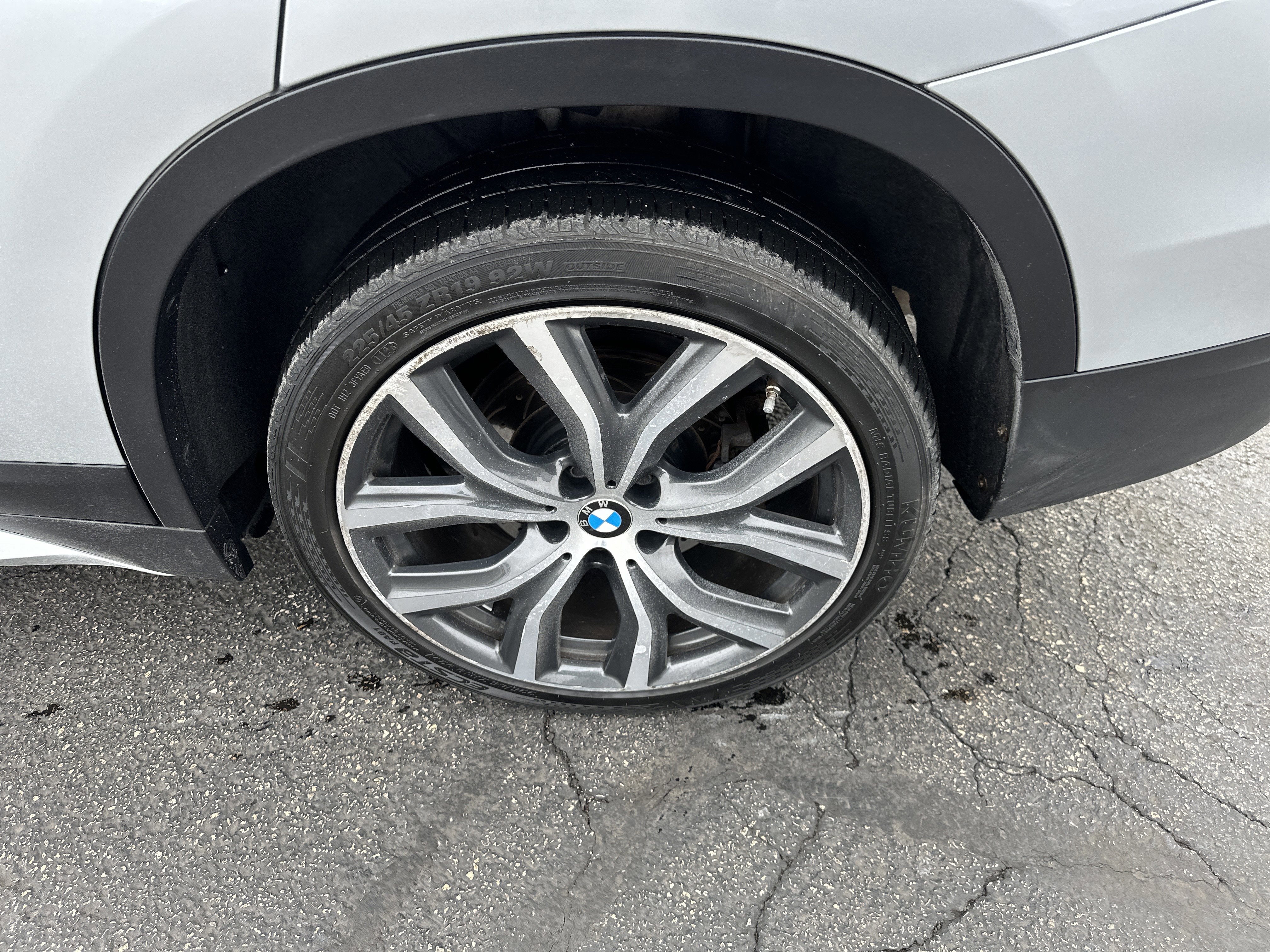 Used 2018 BMW X1 sDrive28i image 11