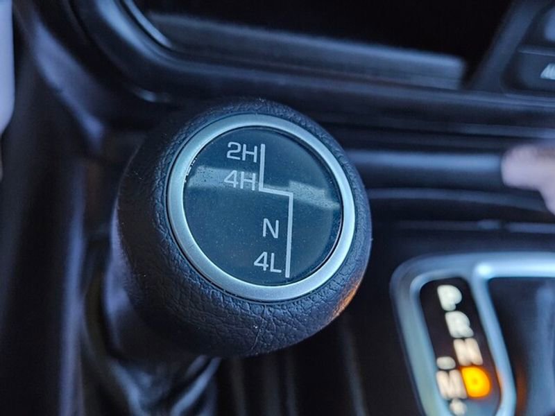 Used 2019 Jeep Wrangler Unlimited Sport S image 24