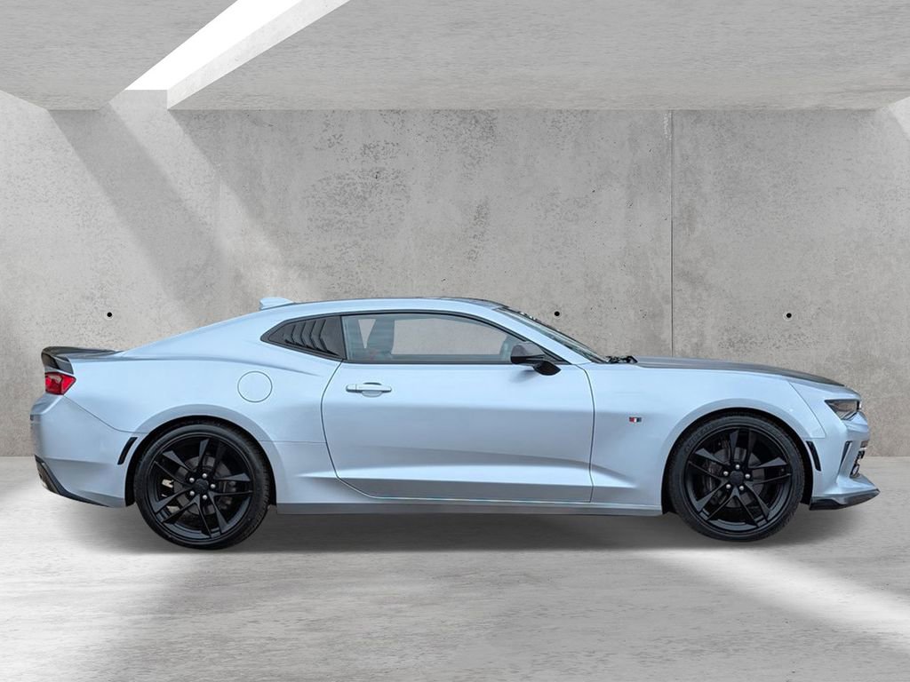 Used 2017 Chevrolet Camaro LT RWD image 2