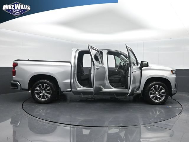 Used 2020 Chevrolet Silverado 1500 LT w/ Texas Edition AWD/4WD image 27