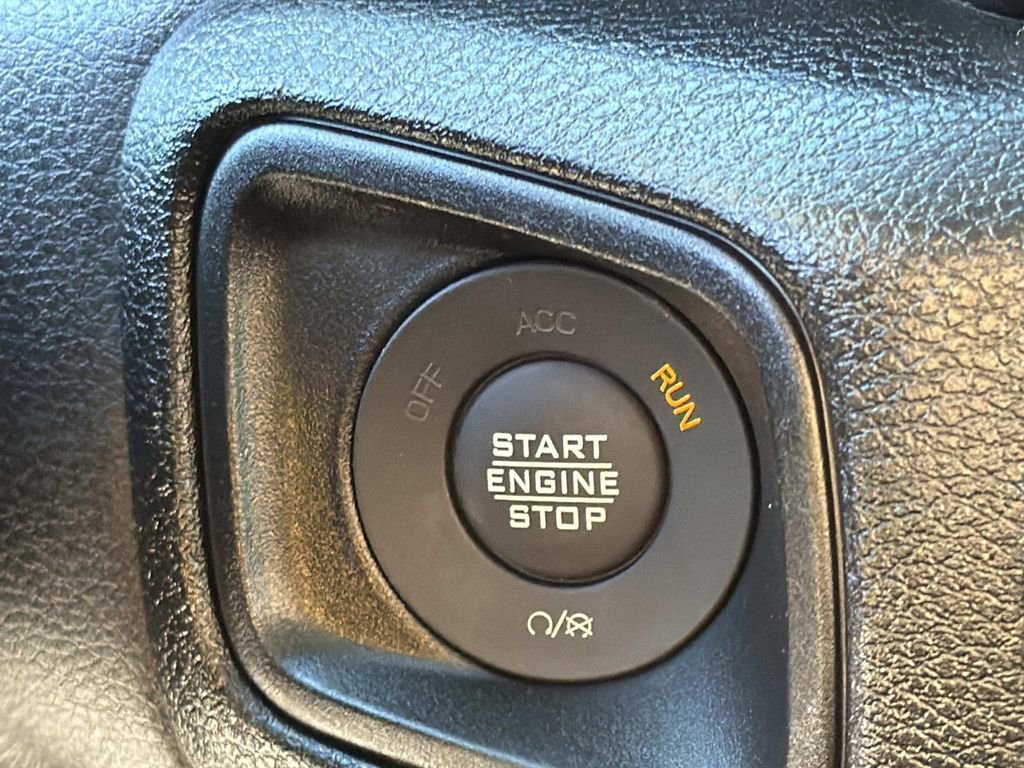 Used 2025 Jeep Wrangler Unlimited Sport S 4xe image 18