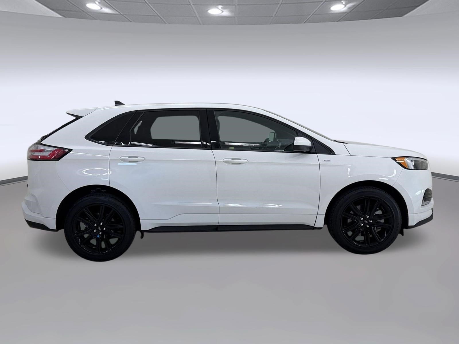 Certified 2021 Ford Edge ST-Line FWD image 8
