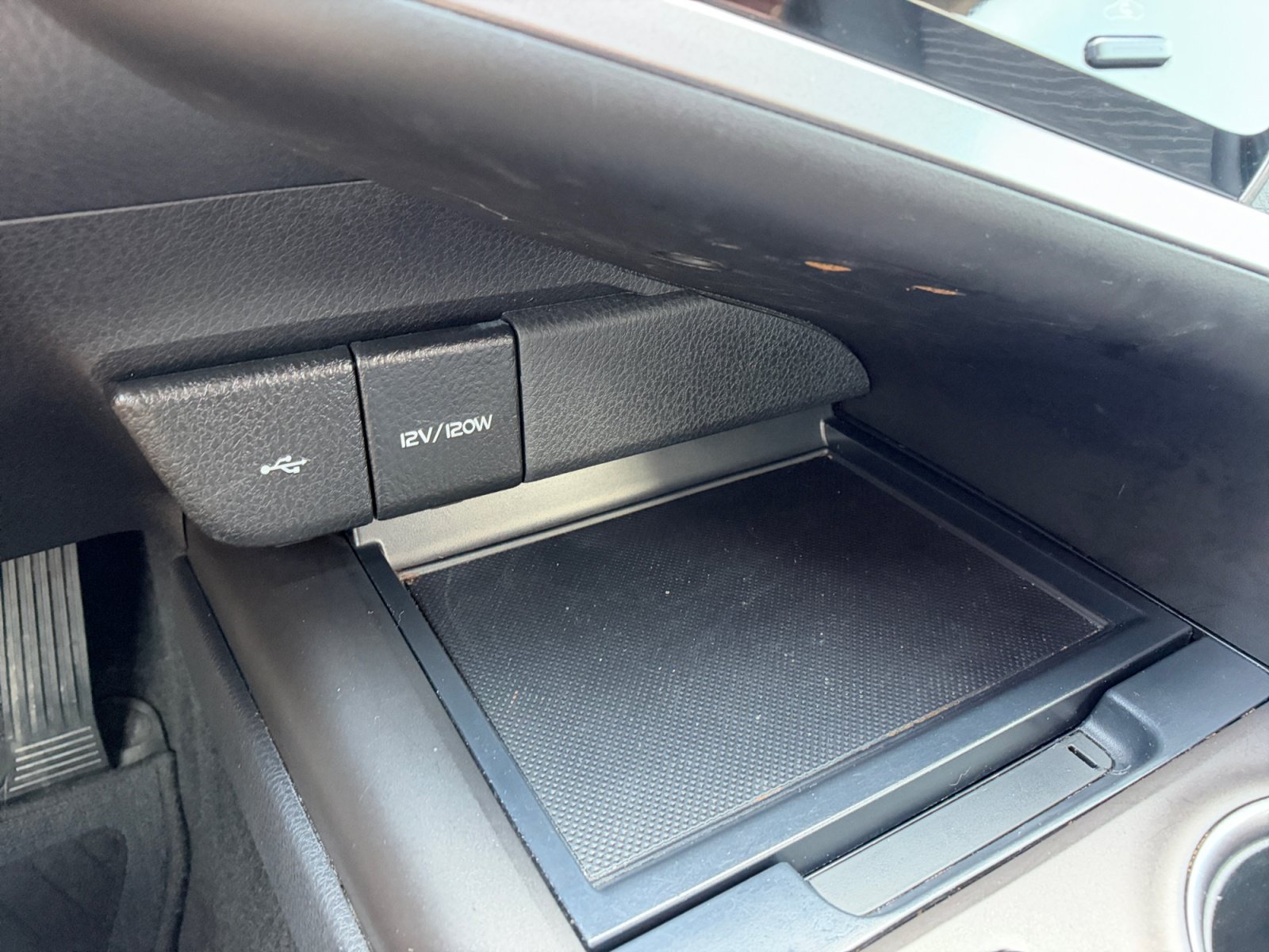 Used 2023 Toyota Camry SE w/ Convenience Package FWD image 24