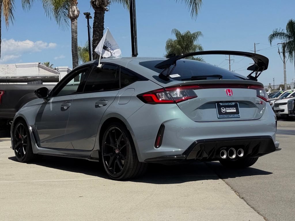 Used 2025 Honda Civic Type R image 8
