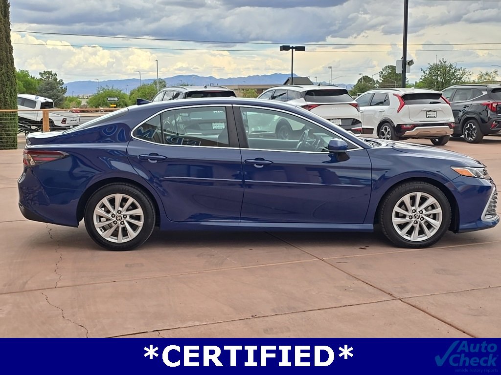 Used 2023 Toyota Camry LE image 10