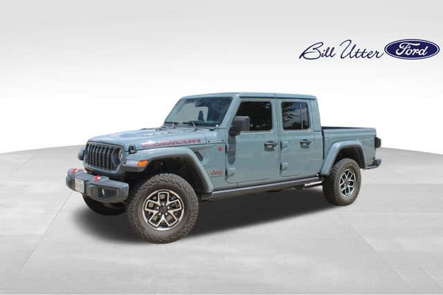 Used 2025 Jeep Gladiator Rubicon w/ Convenience Group AWD/4WD image 1