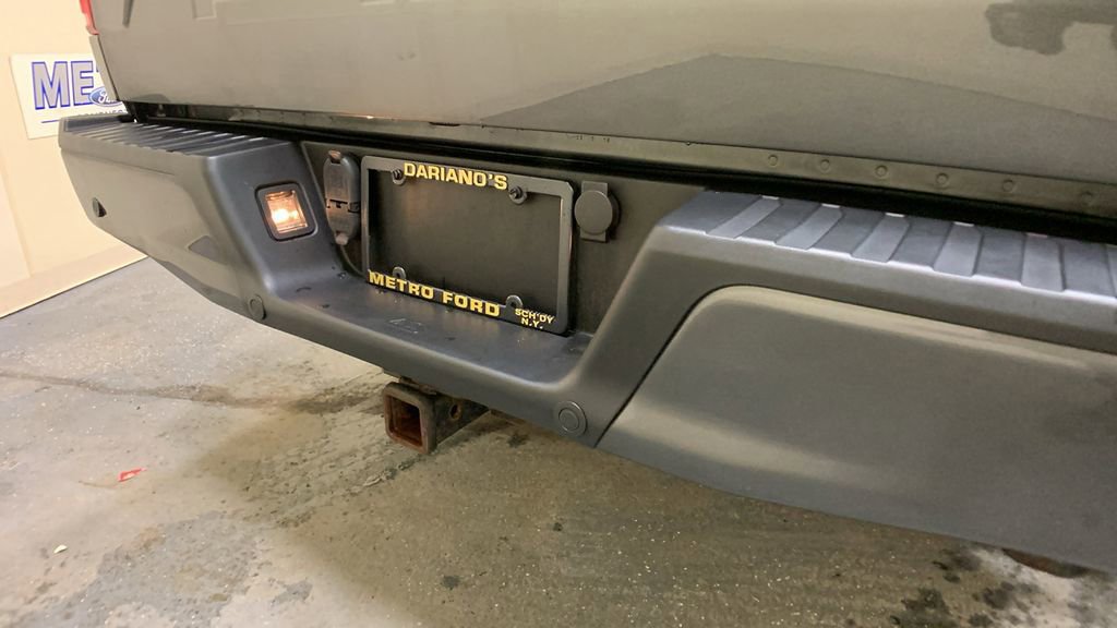 Certified 2018 Ford F150 XLT w/ Equipment Group 302A Luxury image 21