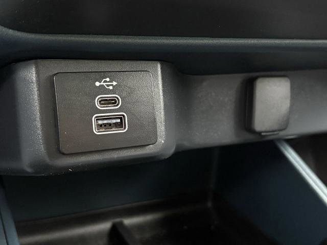 Certified 2025 Ford Maverick XL w/ Equipment Group 102A image 21