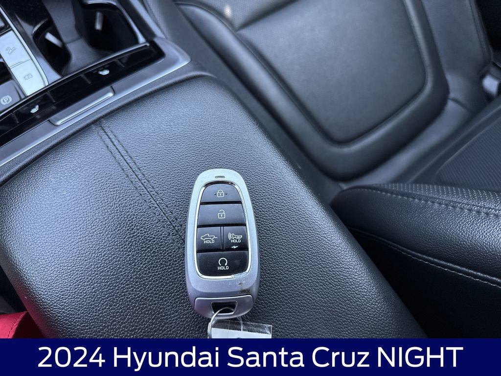 Used 2024 Hyundai Santa Cruz Night AWD/4WD image 25