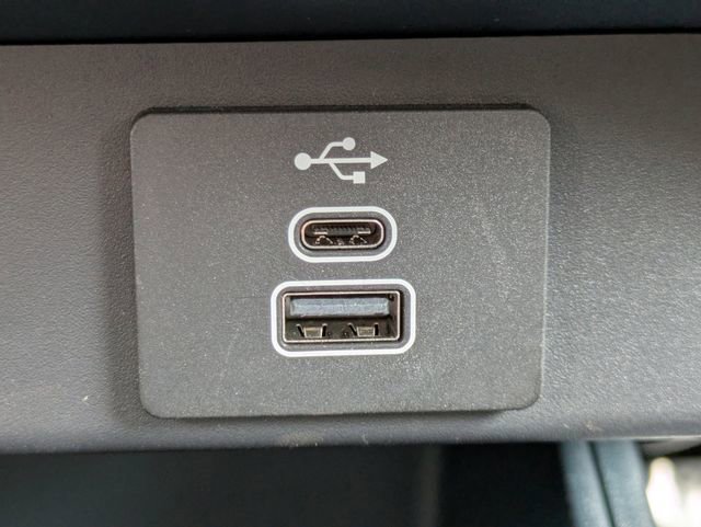 Certified 2026 Ford Maverick XLT w/ XLT Luxury Package image 21