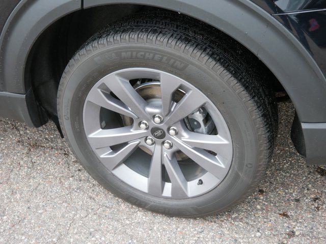 Certified 2023 Ford Explorer XLT w/ Equipment Group 202A AWD/4WD image 8