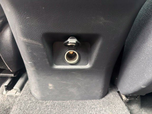 Used 2025 Toyota RAV4 LE AWD/4WD image 20
