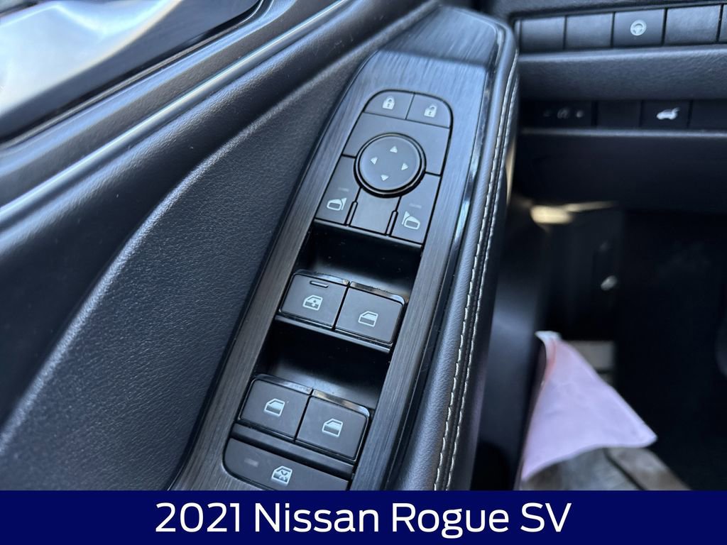 Used 2021 Nissan Rogue SV image 26