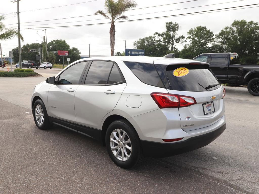 Used 2020 Chevrolet Equinox LS w/ LS Convenience Package image 3