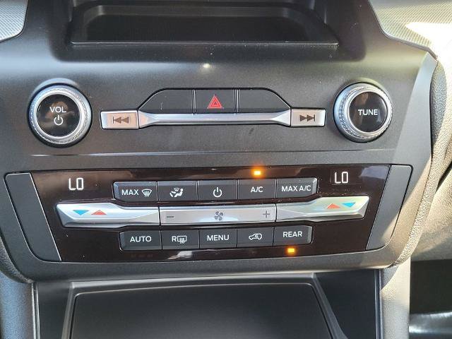 Certified 2020 Ford Explorer XLT RWD image 20