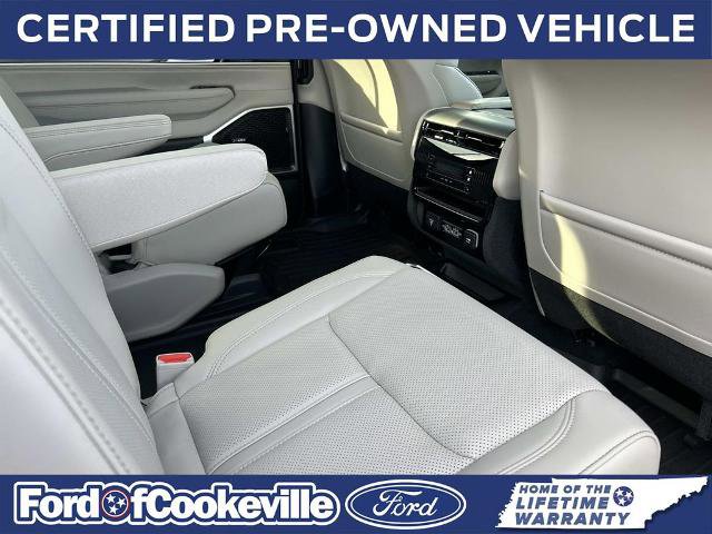 Used 2025 Jeep Wagoneer Series II w/ Convenience Group I AWD/4WD image 21