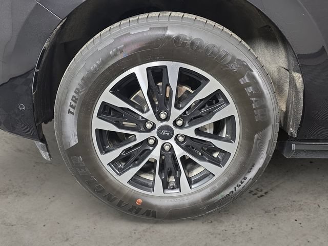 Certified 2025 Ford Expedition Max Platinum AWD/4WD image 9