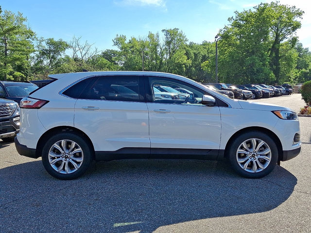 Certified 2023 Ford Edge Titanium AWD/4WD image 26
