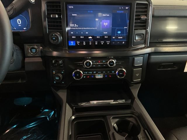 Certified 2023 Ford F150 Lariat w/ Max Trailer Tow Package AWD/4WD image 2