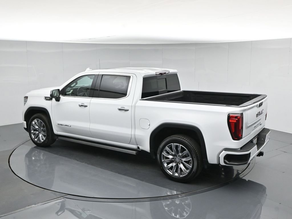 Used 2024 GMC Sierra 1500 Denali w/ Denali Reserve Package AWD/4WD image 45