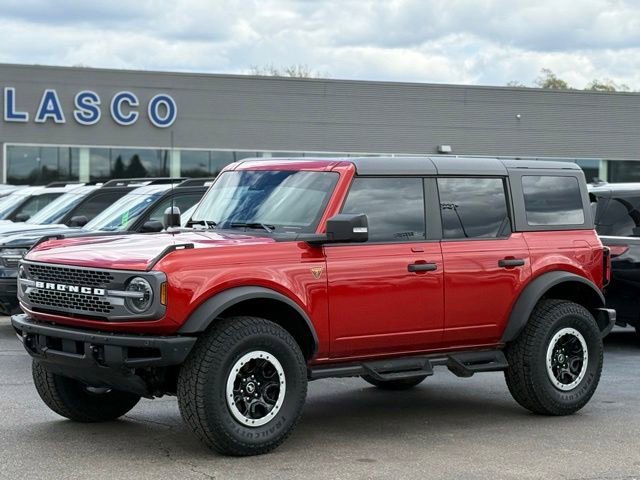 Certified 2023 Ford Bronco Badlands w/ Sasquatch Package AWD/4WD image 34