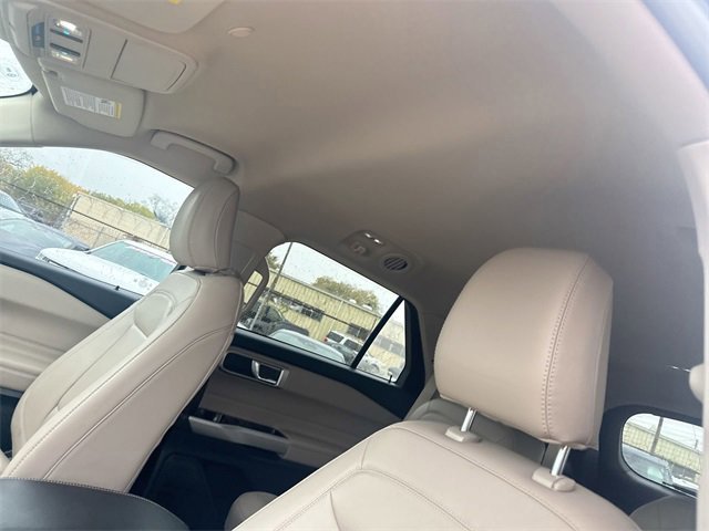 Certified 2024 Ford Explorer XLT w/ Equipment Group 202A image 21