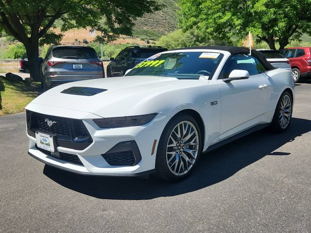 Certified 2026 Ford Mustang GT Premium RWD image 5