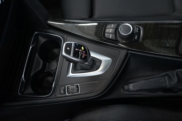 Used 2018 BMW 330i xDrive Sedan AWD/4WD image 24