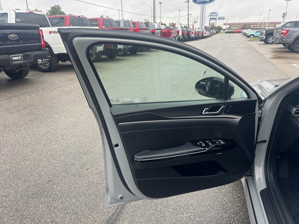Used 2024 Kia K5 GT w/ GT1 Package image 12