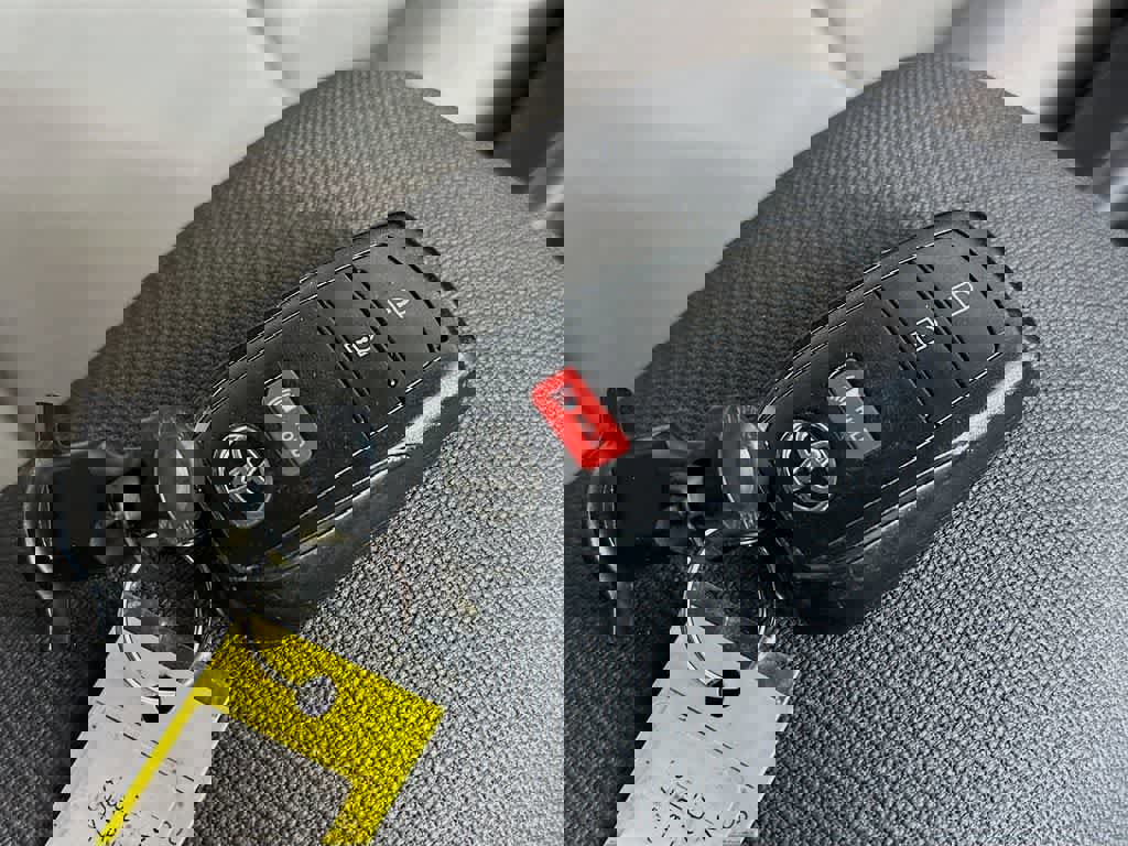 Used 2023 Toyota Corolla Cross LE image 25