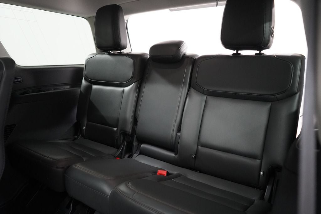 Certified 2025 Ford Expedition Active AWD/4WD image 21