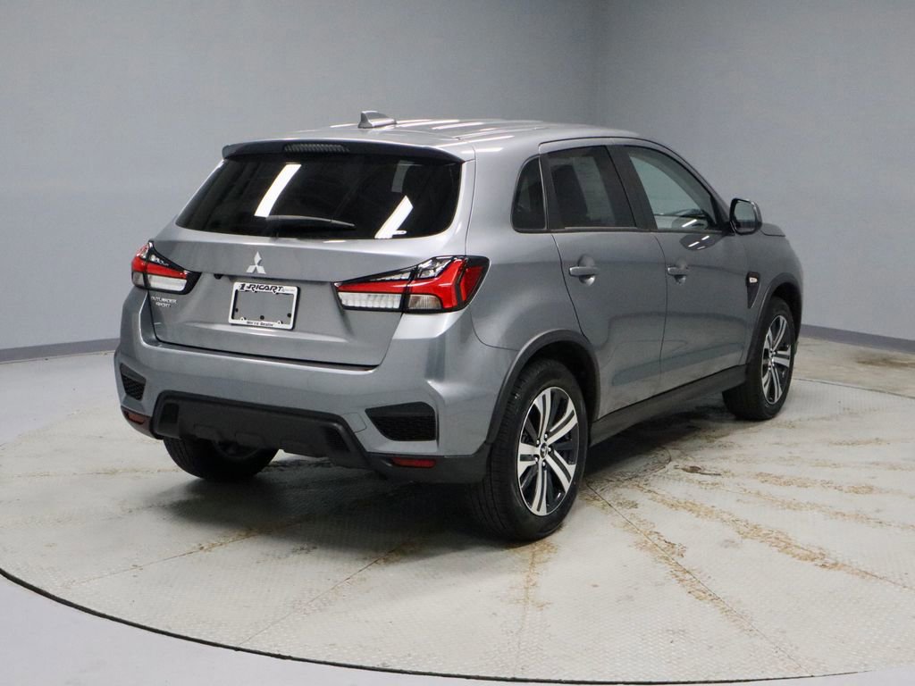 Used 2025 Mitsubishi Outlander Sport ES AWD/4WD image 5