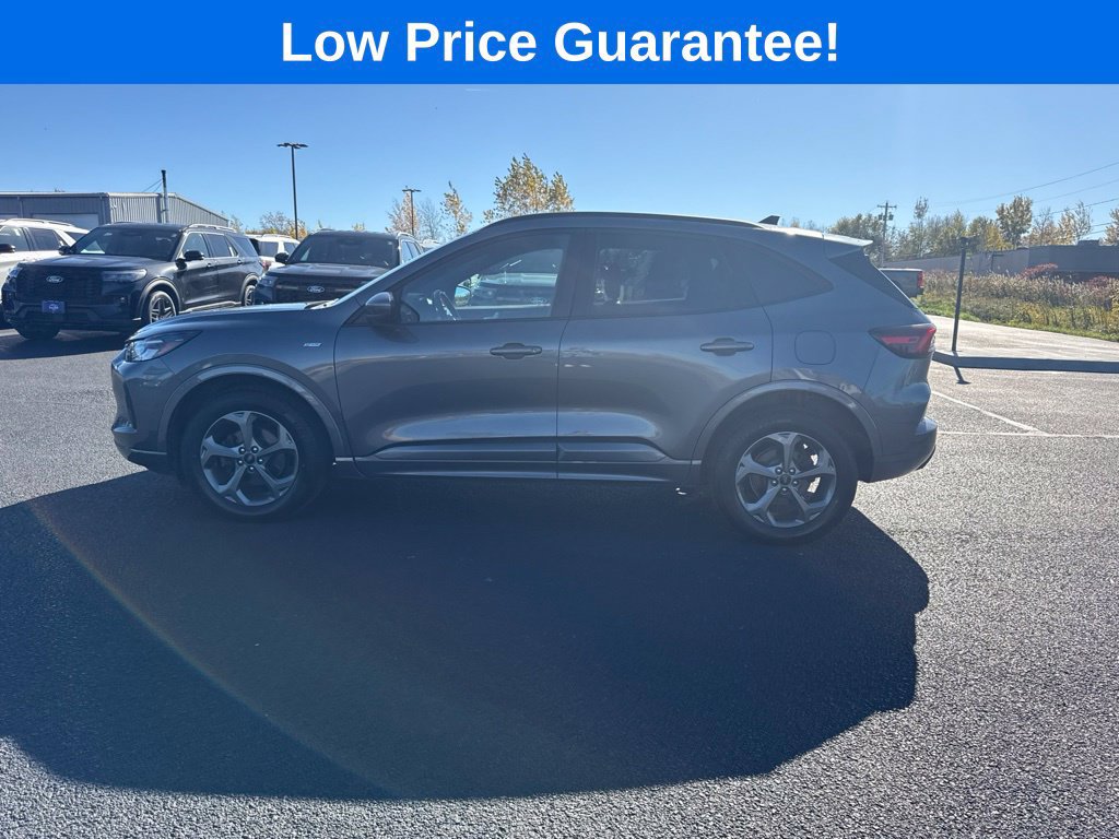Certified 2023 Ford Escape ST-Line Select w/ Tech Pack #1 AWD/4WD image 5