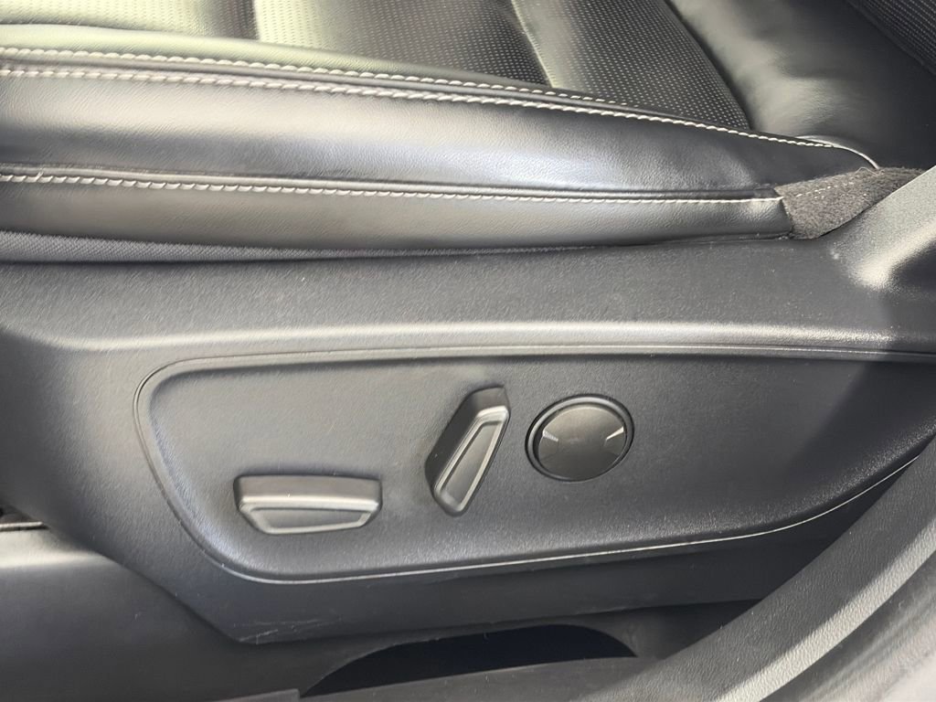 Certified 2024 Ford Escape Platinum image 26