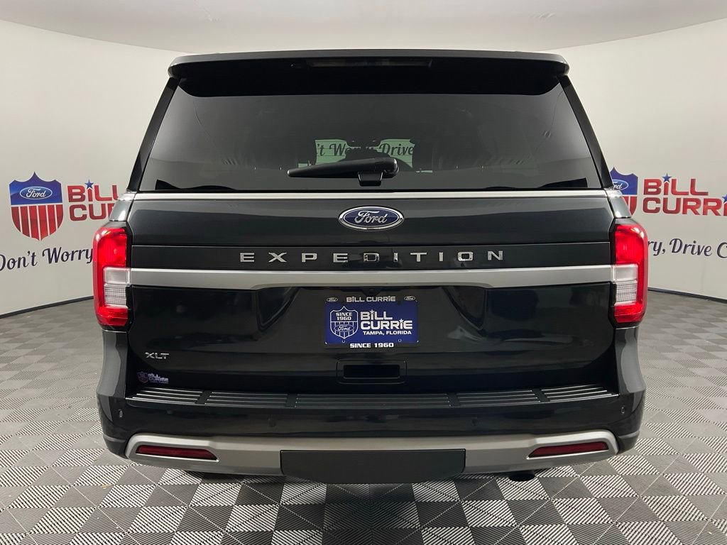 Certified 2023 Ford Expedition XLT image 4
