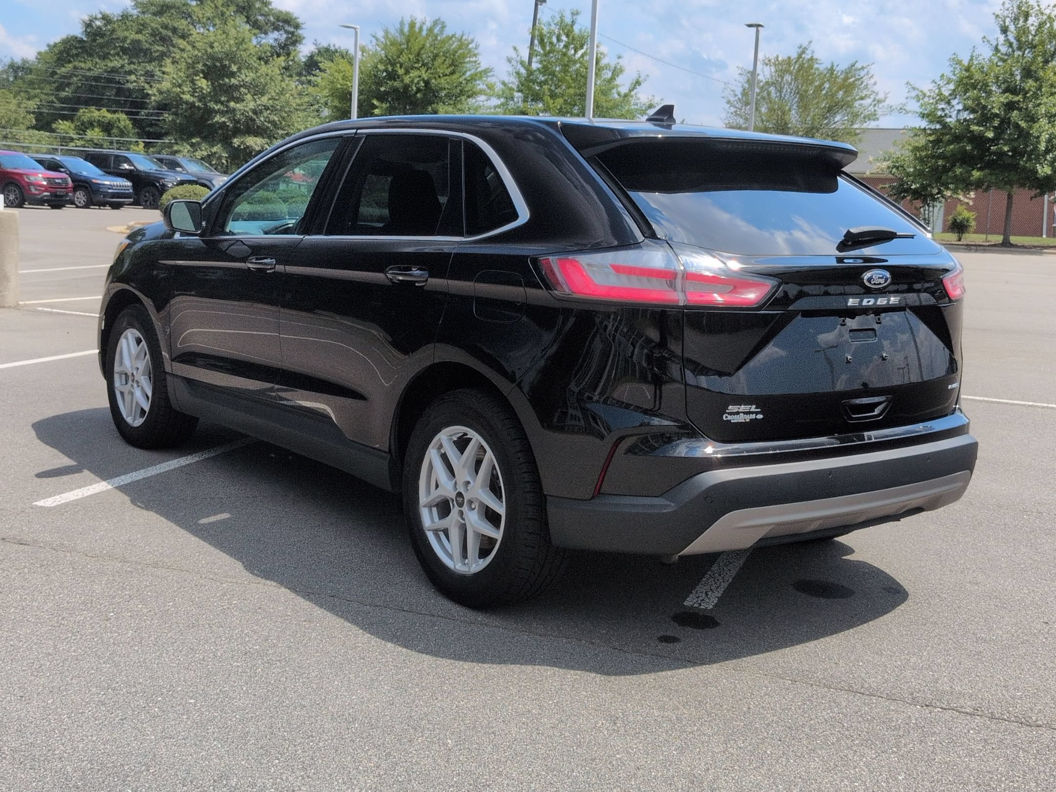 Certified 2024 Ford Edge SEL AWD/4WD image 6
