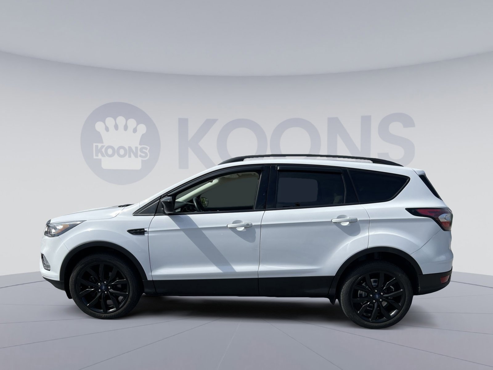 Certified 2018 Ford Escape SEL w/ SEL Sport Appearance Package image 6