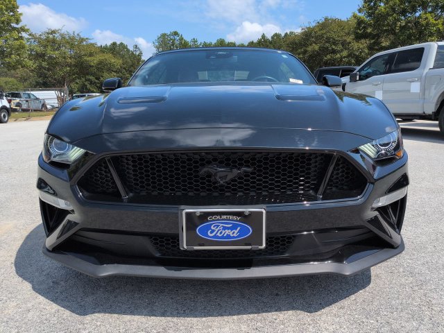 Certified 2021 Ford Mustang GT Premium w/ Black Accent Package RWD image 9