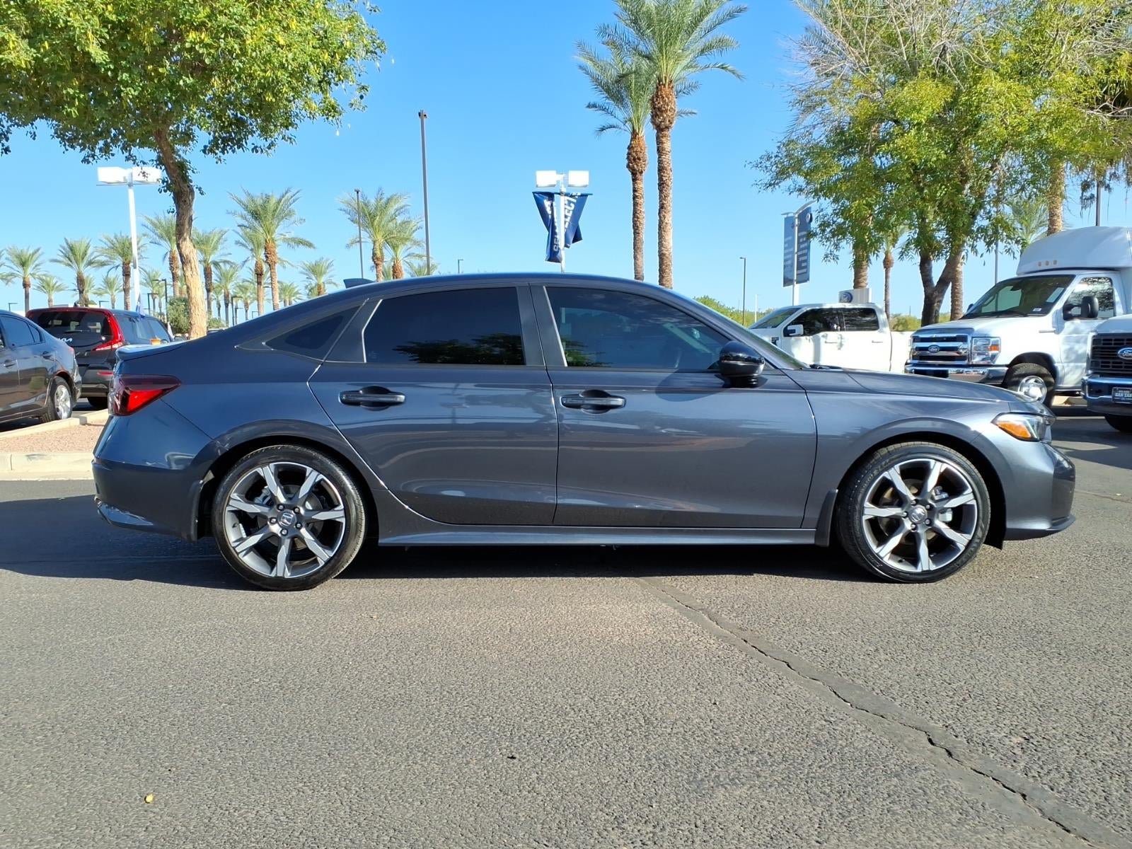 Used 2025 Honda Civic Sport Touring image 3