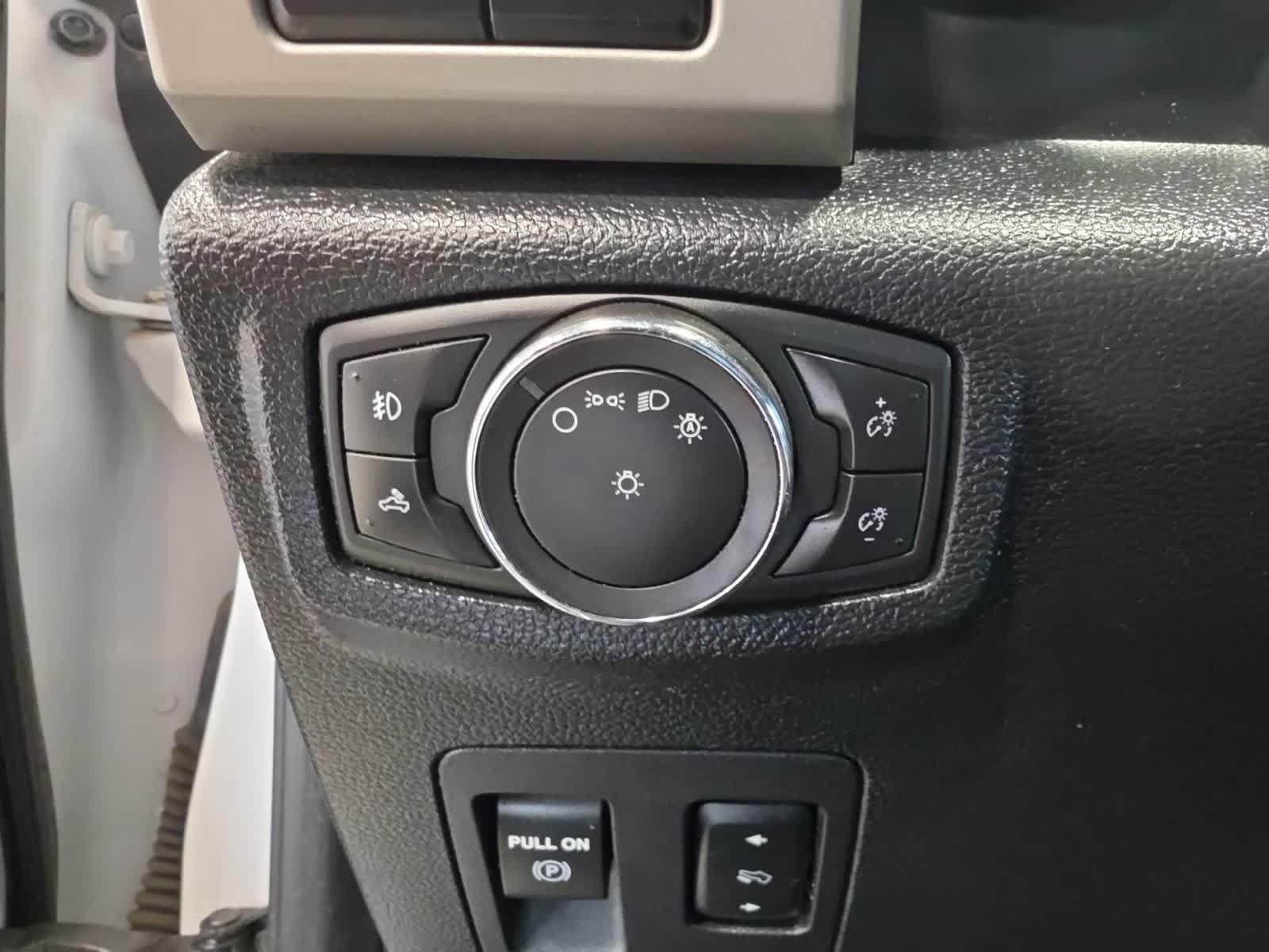 Certified 2018 Ford F150 Lariat w/ Equipment Group 501A Mid AWD/4WD image 20
