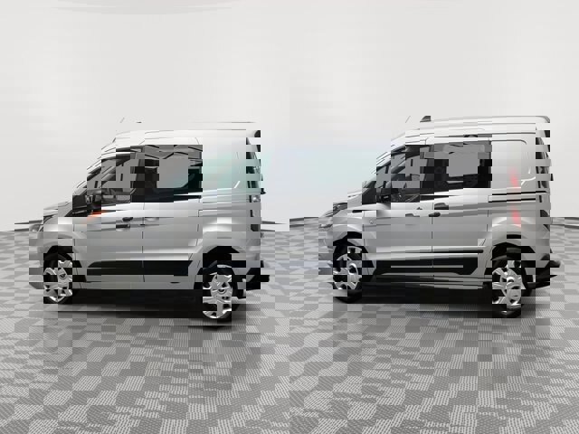 Certified 2022 Ford Transit Connect XLT image 4