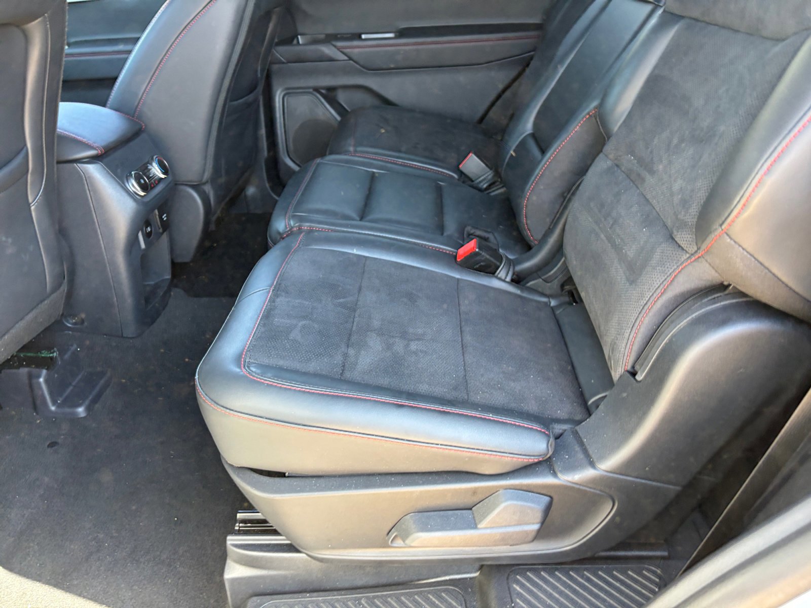 Certified 2026 Ford Explorer ST w/ Sun And Sound Package image 17