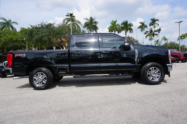 Certified 2025 Ford F250 XLT w/ FX4 Off-Road Package AWD/4WD image 16