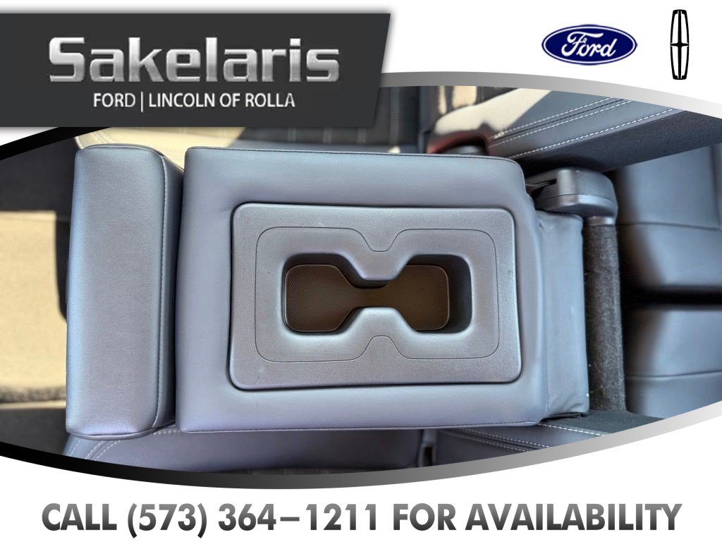 Used 2025 Mitsubishi Outlander AWD image 35