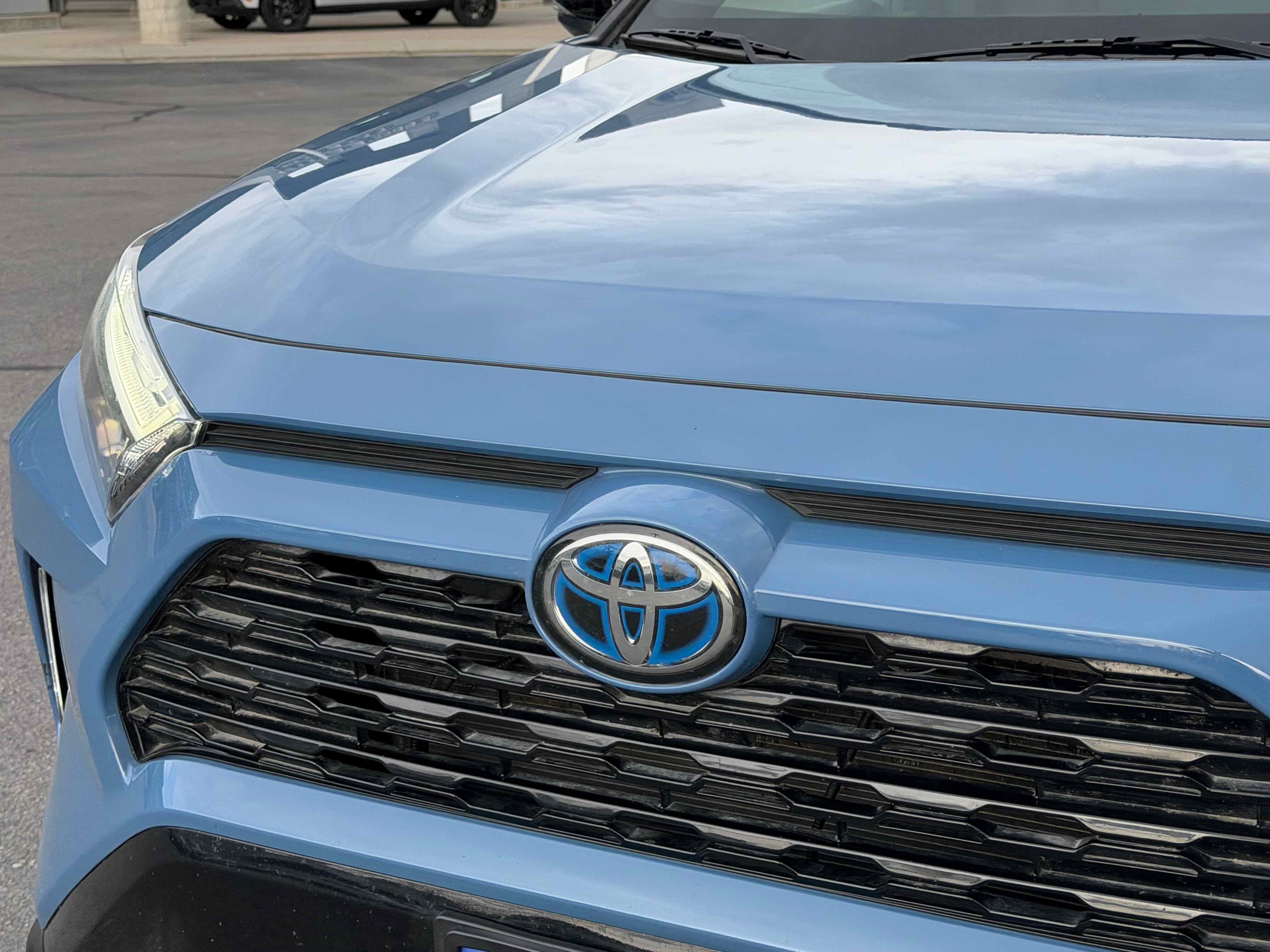 Used 2024 Toyota RAV4 XSE w/ Weather Package image 13