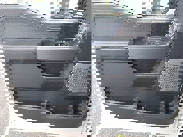 Certified 2022 Ford F150 Lightning Lariat w/ Equipment Group 511A High image 15